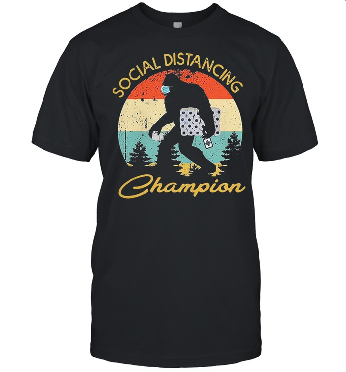Bigfoot hug toilet paper social distancing champion vintage shirt Classic Men's T-shirt