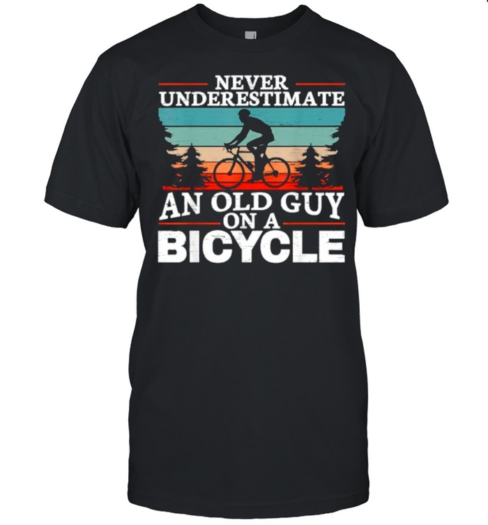 Never Underestimate An Old Guy On Cycling man Vintage T-Shirts