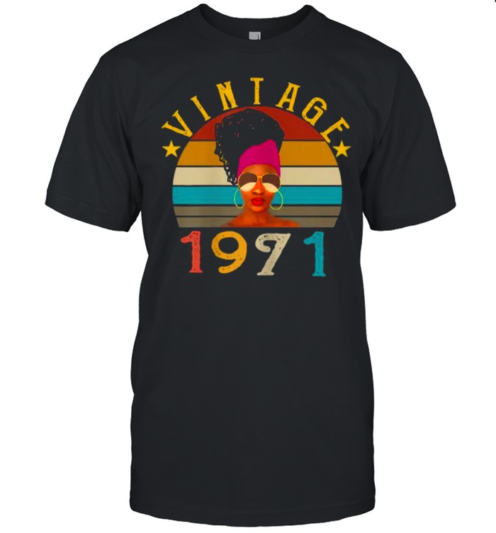 Womens Vintage 1971 Retro Sunset African American Latin Woman T-Shirt
