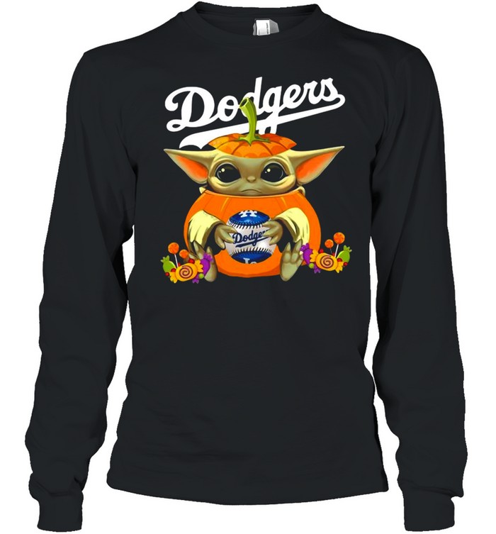 Baby Yoda Pumpkin Hug Los Angeles Dodgers Halloween Long Sleeved T-shirt