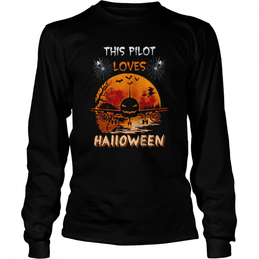 This pilot loves halloween shirt Long Sleeved T-shirt