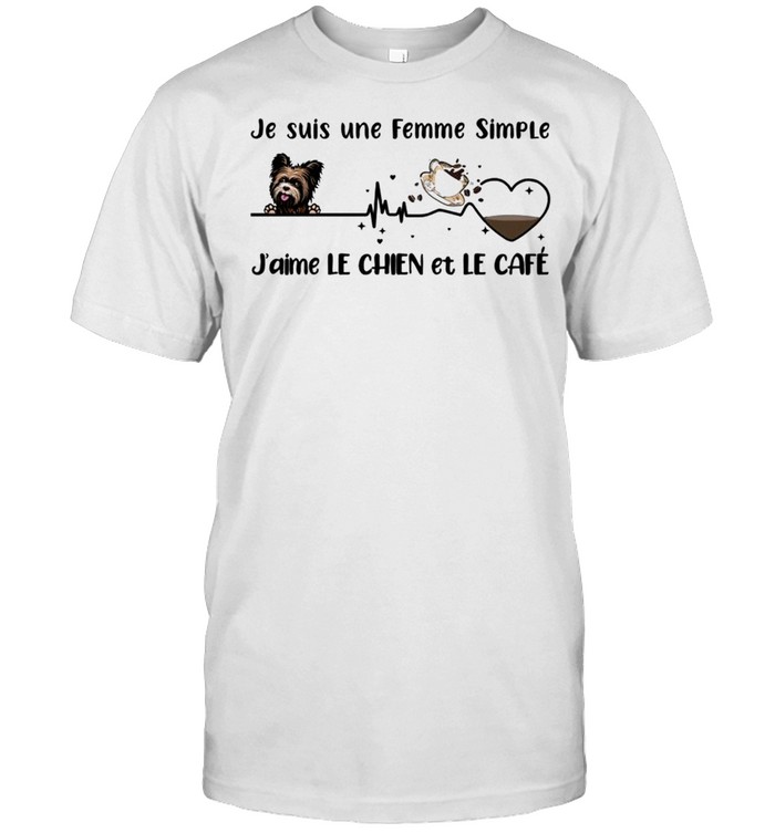 Je Suis Une Femme Simple J’aimé Le Chien Et Le Café Classic Men's T-shirt