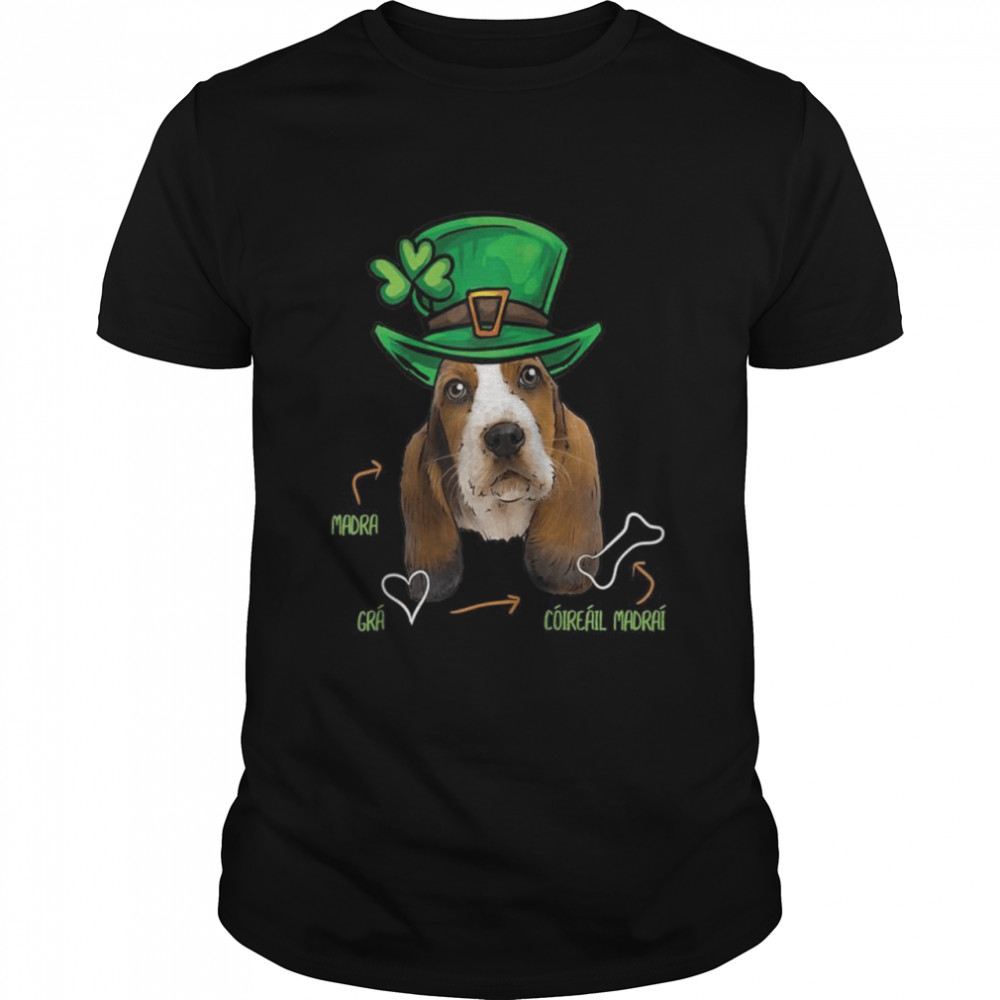 St Patricks Day Basset Hound Dog, Gaelic Irish Classic Men's T-shirt