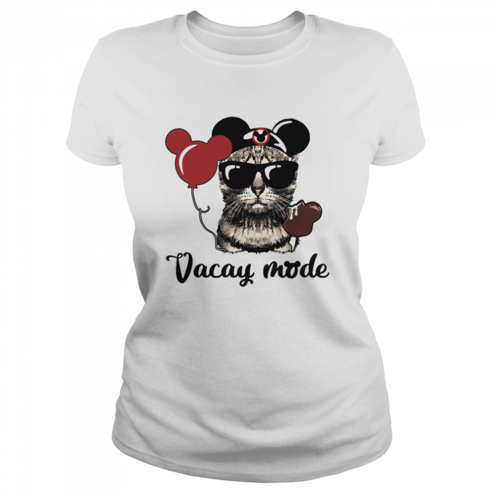 Nurse Cat Vacay Mode Classic Women's T-shirt