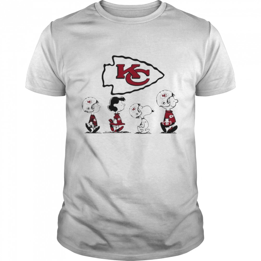 The Peanuts Characters Snoopy and Friends Kansas City Chiefs Football  Classic Men's T-shirt
