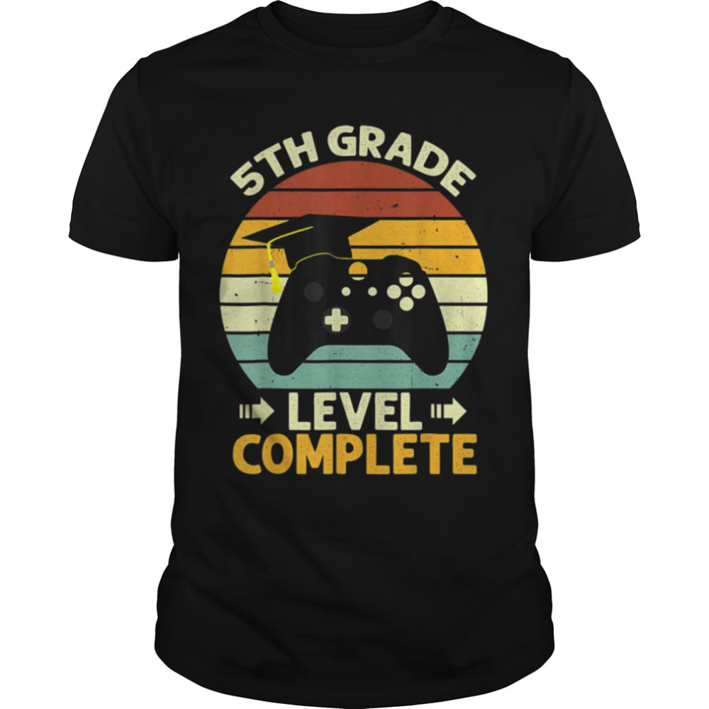 5ths Grades Gamers Graduates Graduations 2022s Vintages T-Shirts B0B1JLTBT5s
