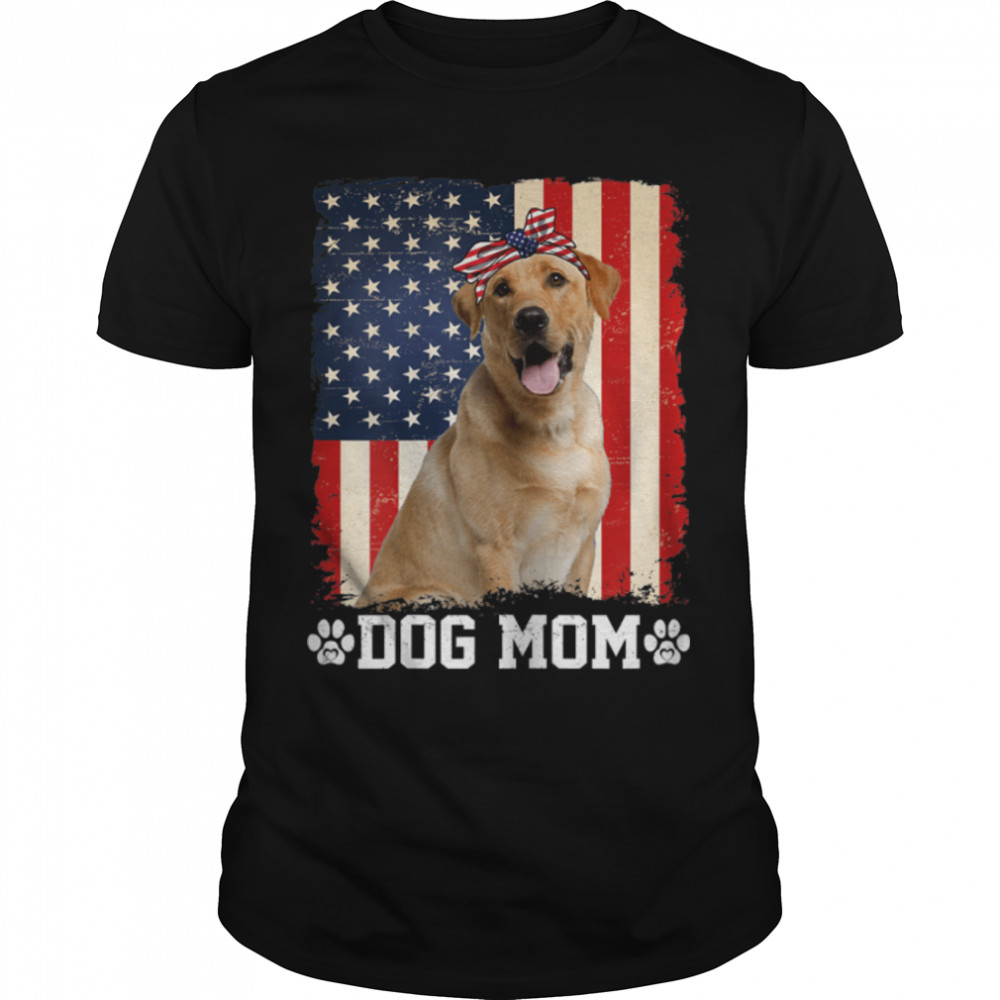 Womens Cool Labrador Dog Mom American Flag Mothers's Day T-Shirt B0B4MMT458s