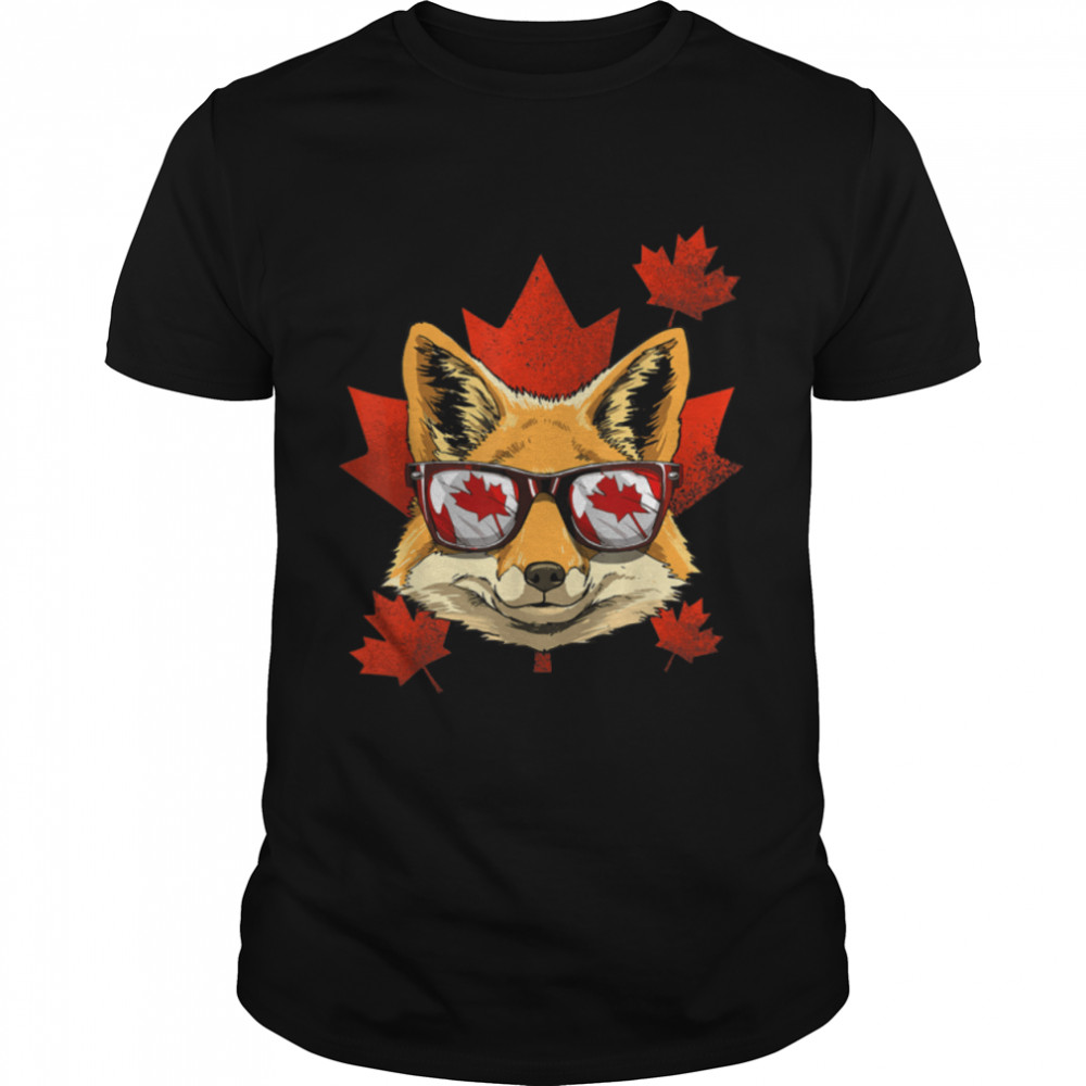 Canadian Fox Maple Tree Leaf Canada Flag Animal Fox Lover T-Shirt B0B9T1VXW6s