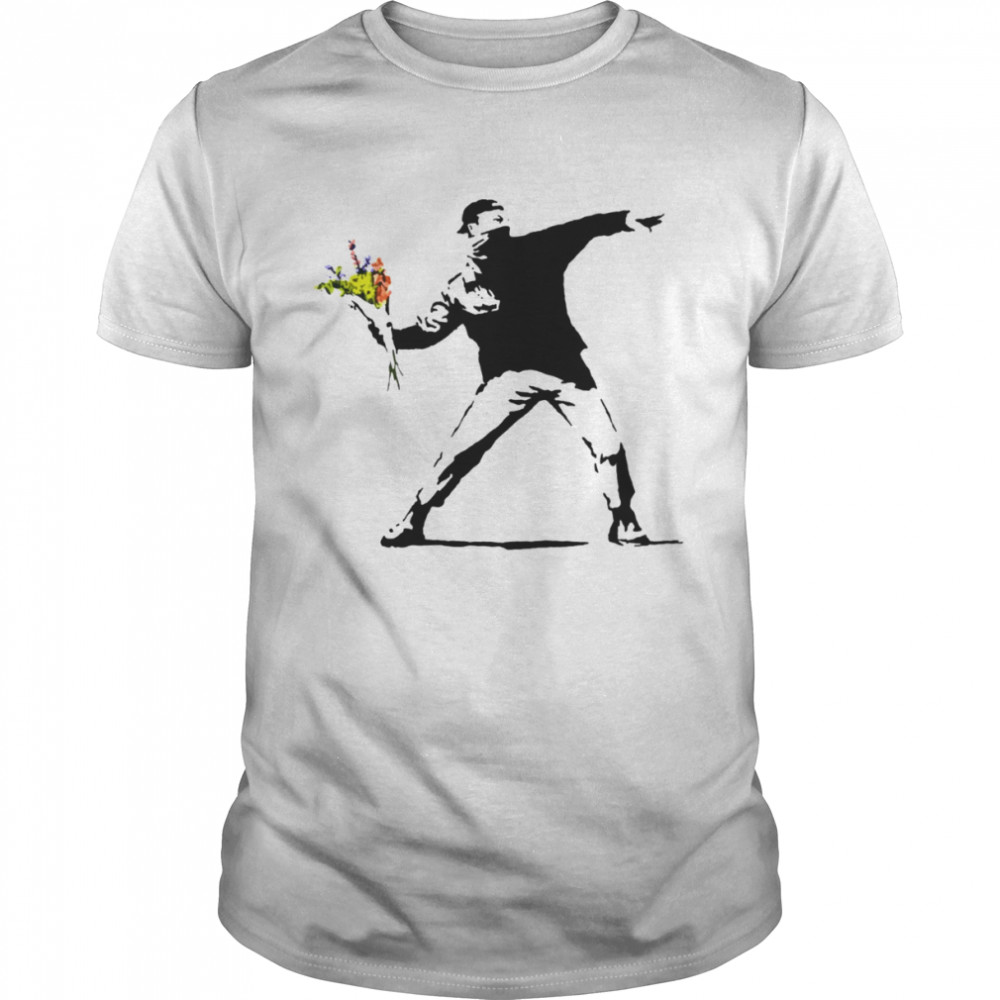 Love Is In The Air Flower Thrower Banksy Graffiti shirt Classic Men's T-shirt